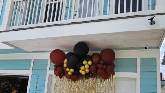 Balloon garlands
