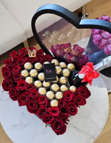 Special Heart Box Flowers
