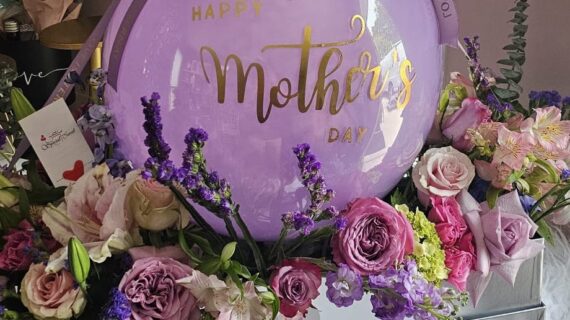 Box Fresh Flower Balloon