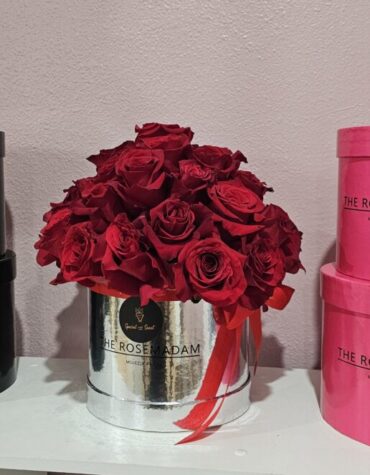 Elegance Rose Round Box